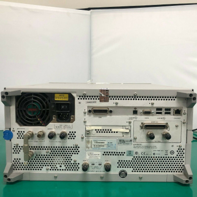 Векторный анализатор цепей серии Ena Agilent E5072A