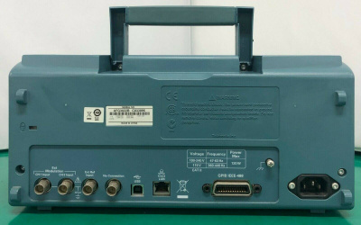 Генератор сигналов Tektronix AFG3022B